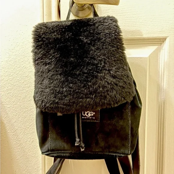 UGG | Bags | Ugg Black Shearling Mini Backpack | Poshmark display picture 1